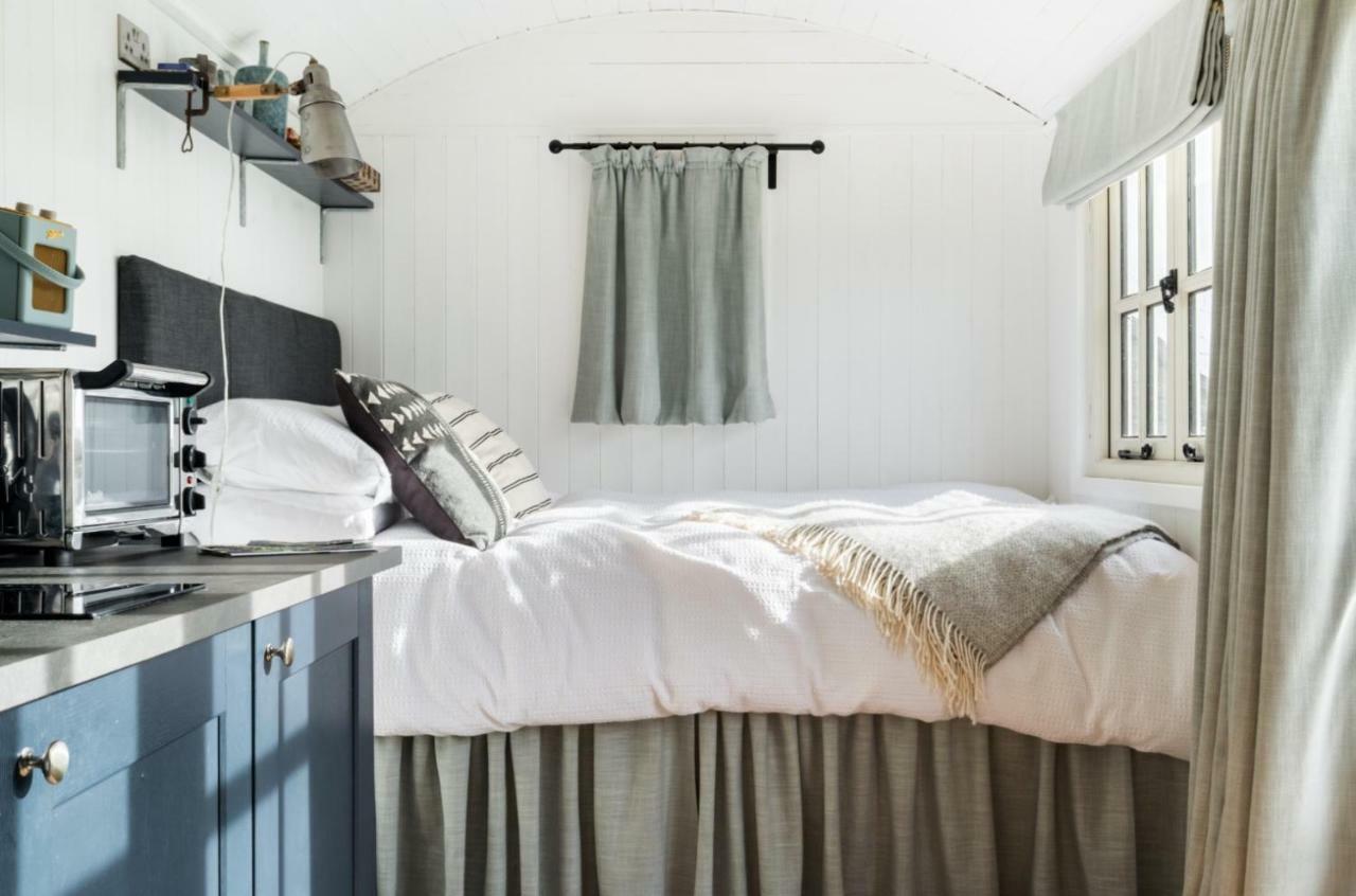Purbeck Shepherd Huts Worth Matravers Extérieur photo